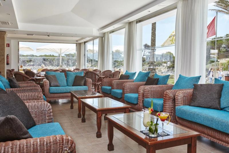 Universal Hotel Marques - Image 9