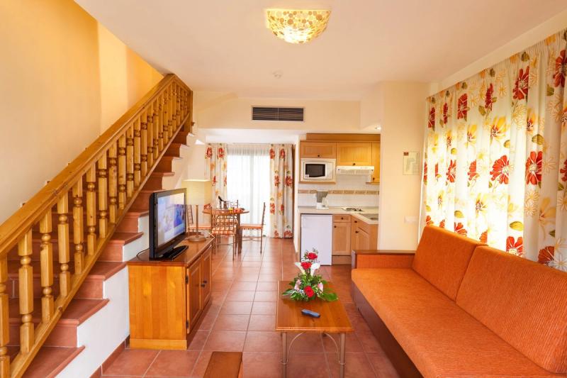 GF Isabel Aparthotel - Image 8