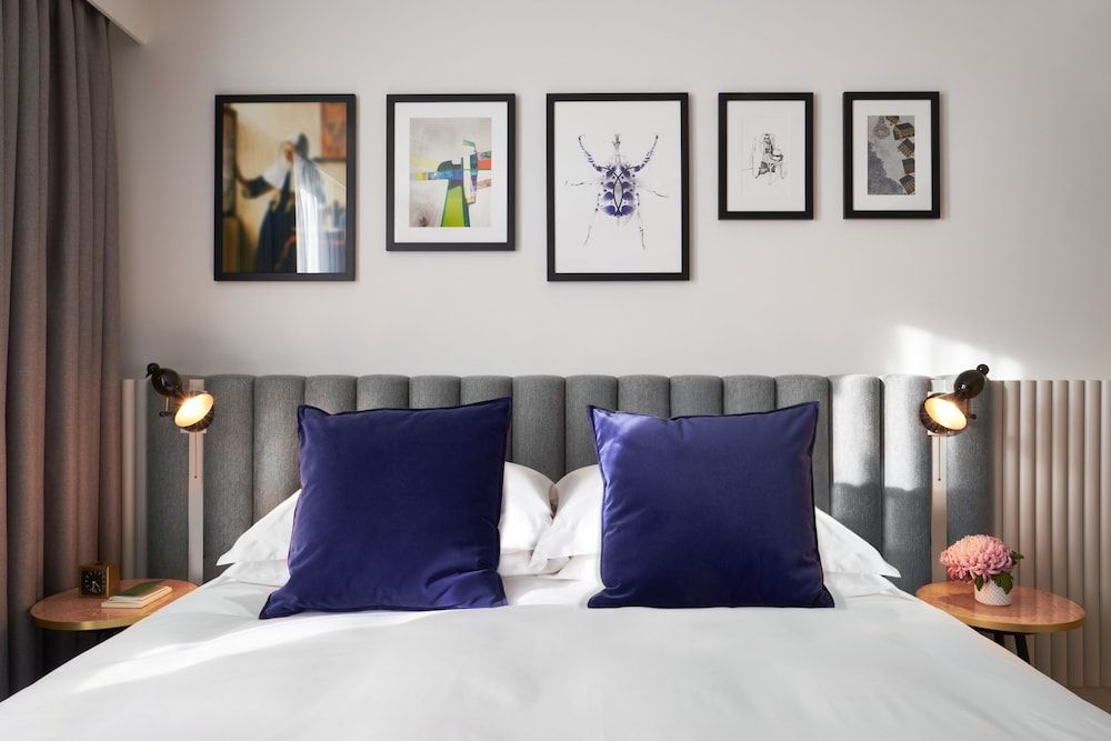 Kimpton De Witt Hotel ligger centralt i Amsterdam og tilbyder moderne værelser med smuk indretning.