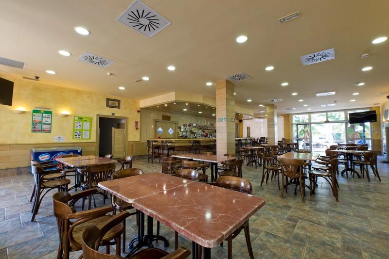 Pineda Park Apartments - Image 9