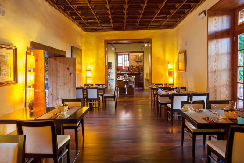 Hotel LIVVO La Quinta Roja - Image 10