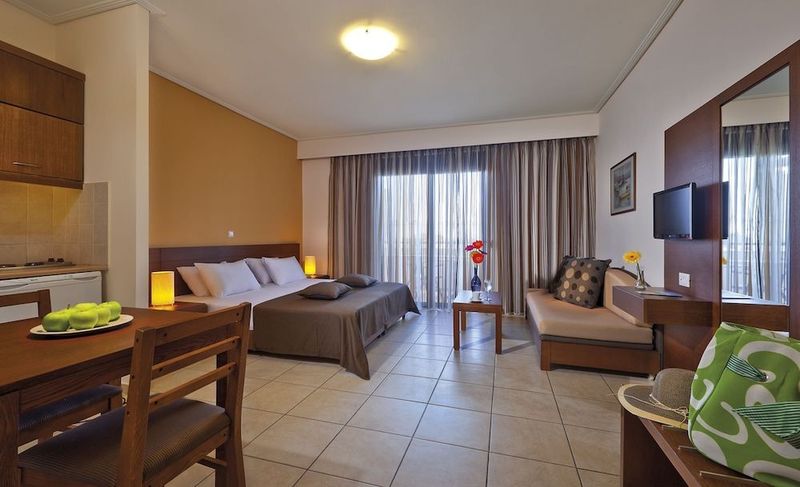Creta Palm Hotel - Image 6