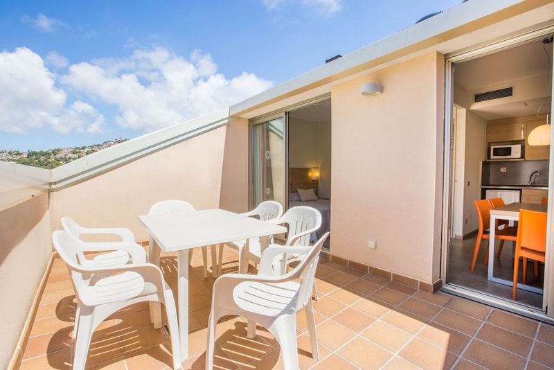 Odissea Park Aparthotel - Image 7