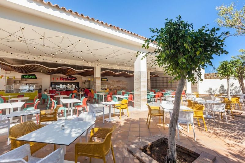 Abora Interclub Atlantic by Lopesan Hotels - Image 4
