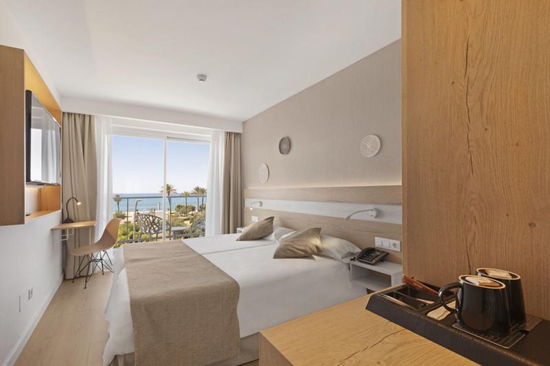 Hotel Sant Jordi - Image 2