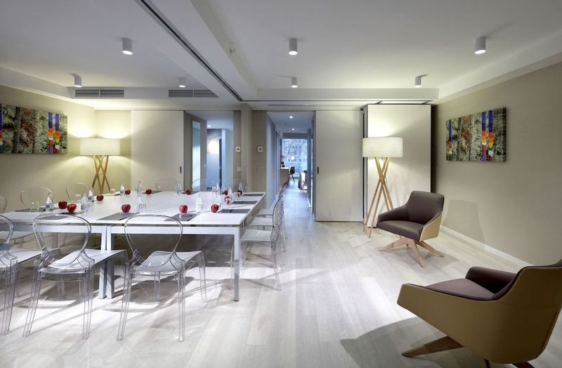 Barcelo Bilbao Nervion - Image 10