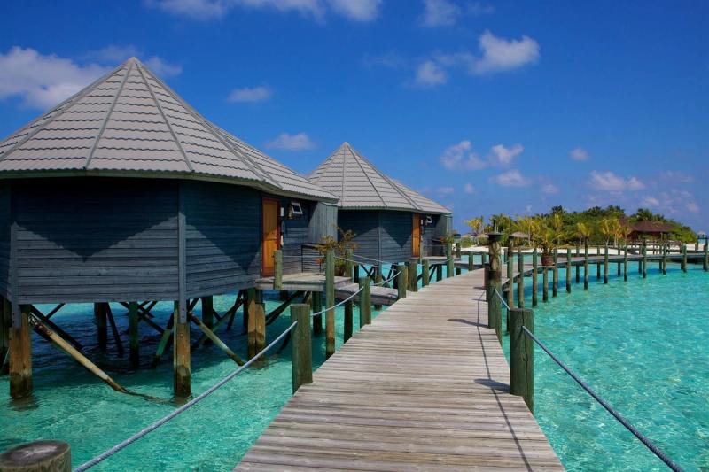 Komandoo Island Resort & Spa - Image 3