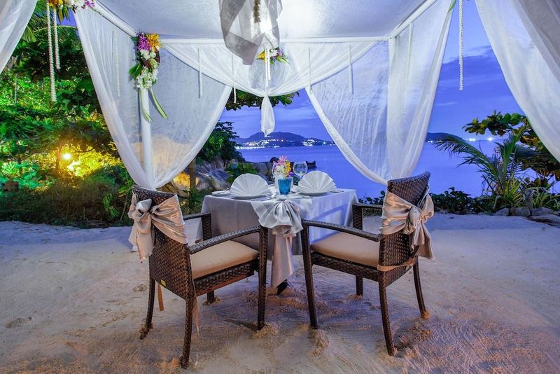 Zenmaya Oceanfront Phuket - Image 8