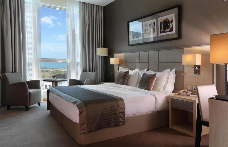 TRYP by Wyndham Hotel - Image 2