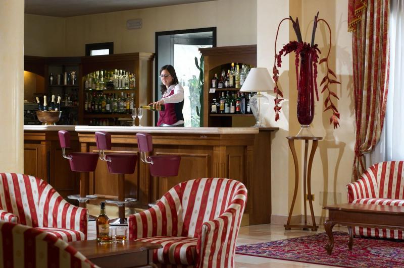 Villa Pace Park Hotel Bolognese - Image 7