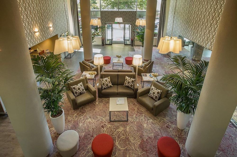 Mamaison Hotel Andrassy - Image 3