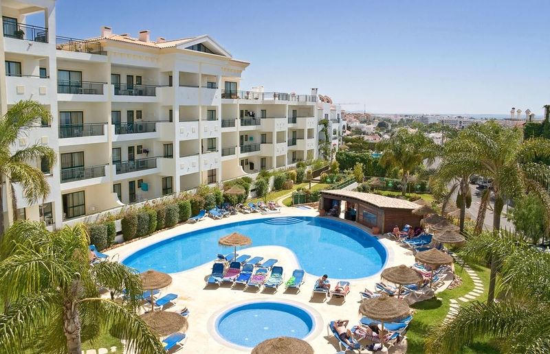 Cerro Mar Atlantico Apartments - Image 2