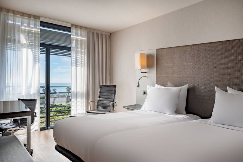 AC Hotel Gava Mar - Image 4