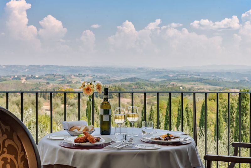 Hotel Villasanpaolo Resort & SPA - Image 2
