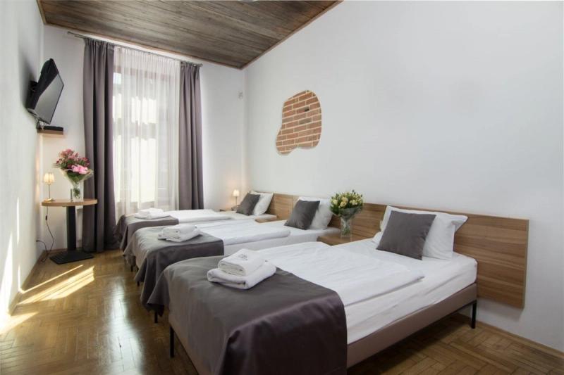 Aparthotel Old Town - Image 10
