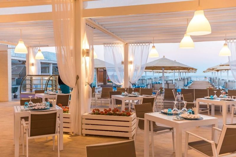 SUNRISE Holidays Resort - Image 10