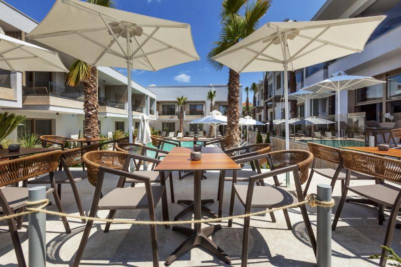 Pefki Deluxe Residences - Image 9