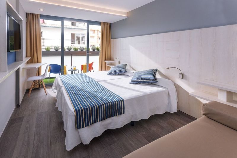 GHT Sa Riera Hotel - Image 2