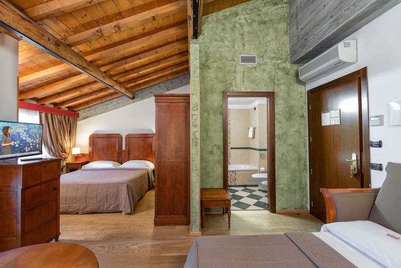 Hotel Villa Malaspina - Image 10