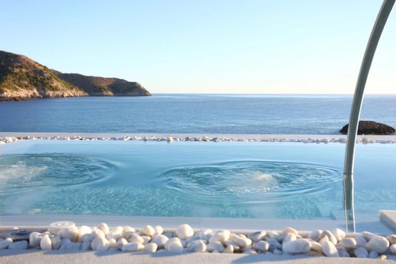 Mar Azul PurEstil Hotel & Spa - Image 1