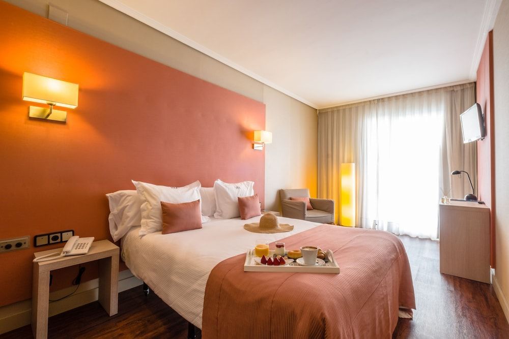 Num Hotel - Image 9