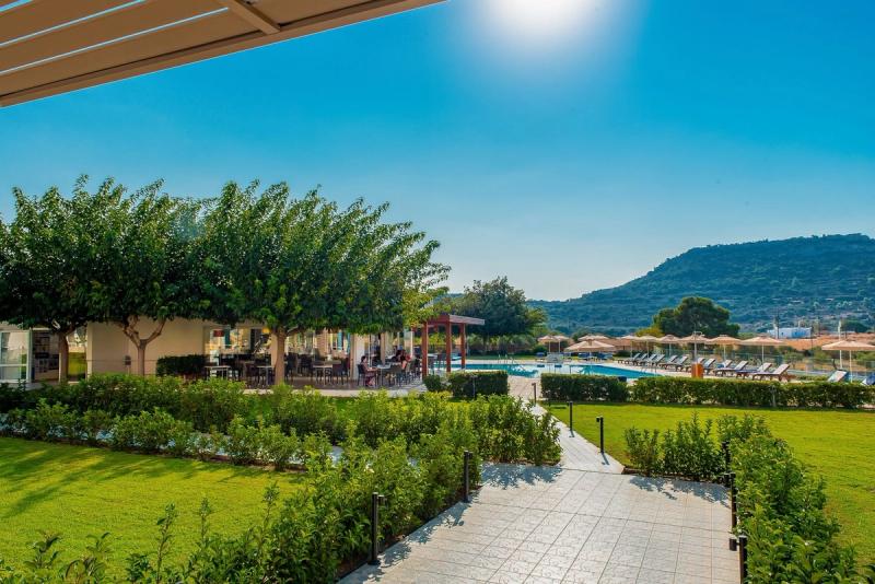 Zoes Hotel - Image 4