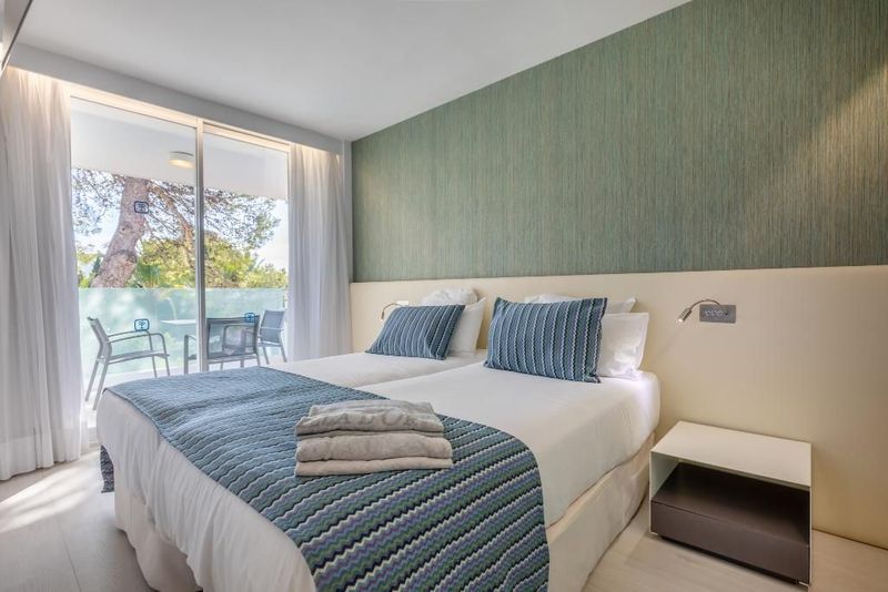 Illa d'Or Hotel and Illa d'Or Apartments - Image 3