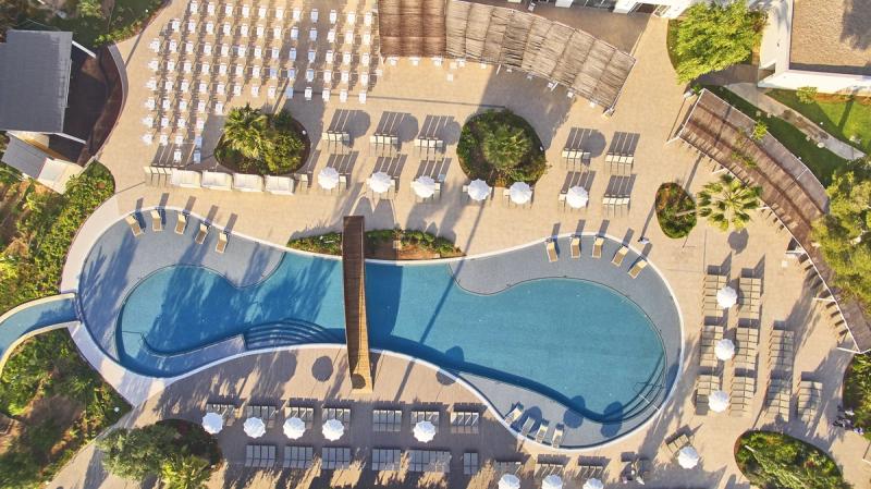 BG Tonga Tower Design Hotel and Suites - Image 4