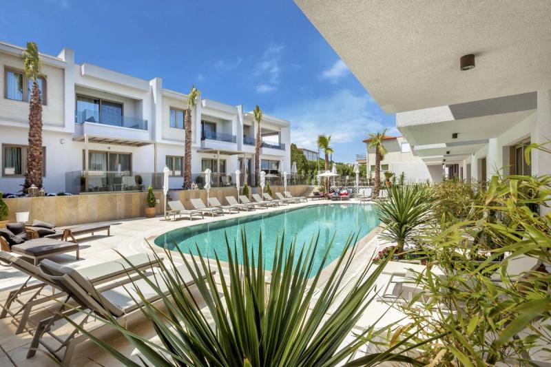 Pefki Deluxe Residences - Image 7