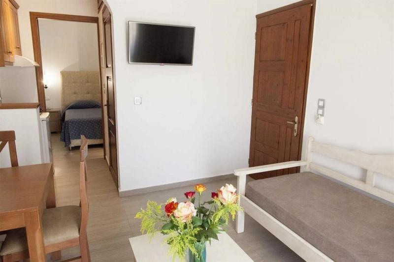 Sunny Suites Apartments - Image 9
