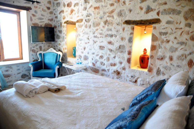 The Lemon Villa Hotel - Image 3