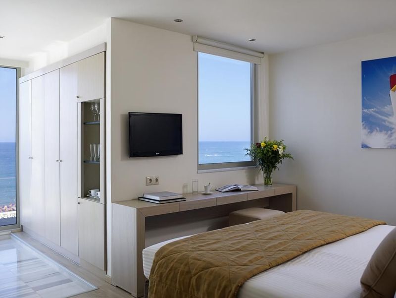 Kriti Beach Hotel - Image 9