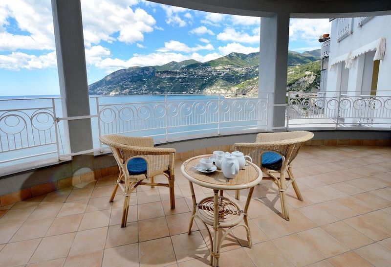 Hotel Club Due Torri - Image 9