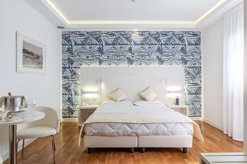 Versilia Palace Hotel - Image 3