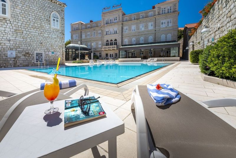 Hotel Lapad - Image 4