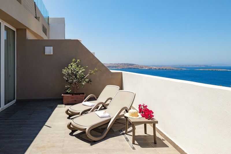 Mayflower Hotel Malta - Image 2