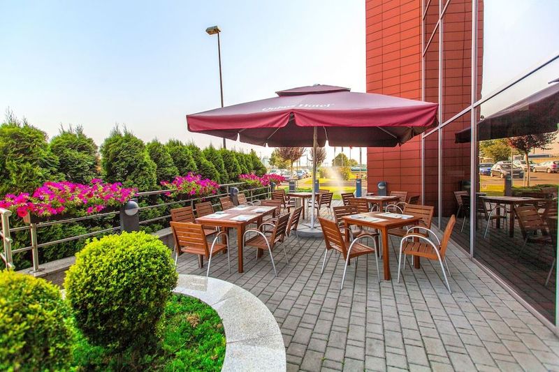 Qubus Hotel Krakow - Image 2