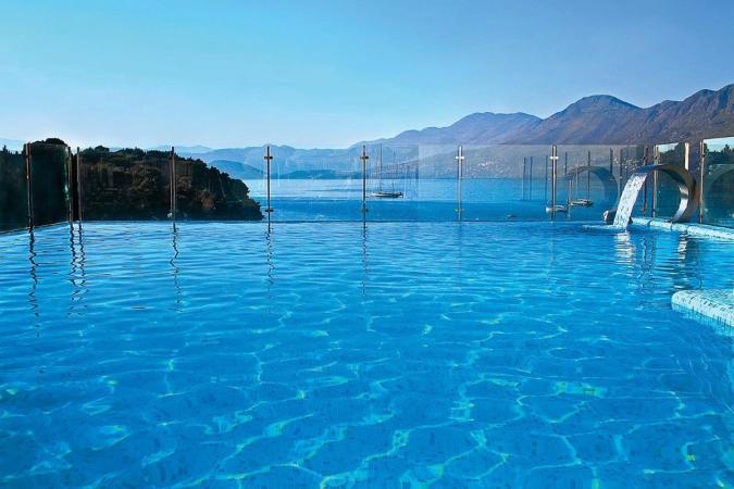 Hotell med infinitypool utanför Dubrovnik