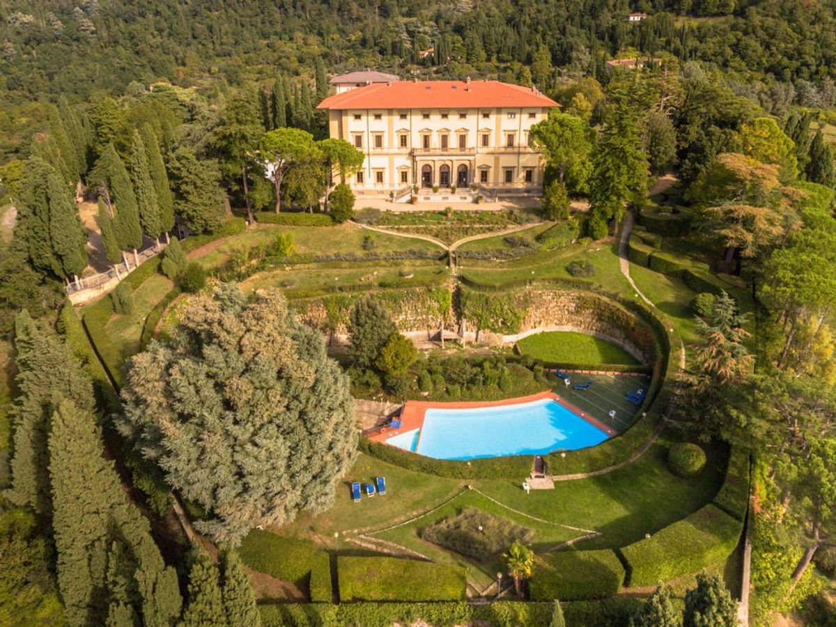 Hotel Villa Pitiana er beliggende i Donnini