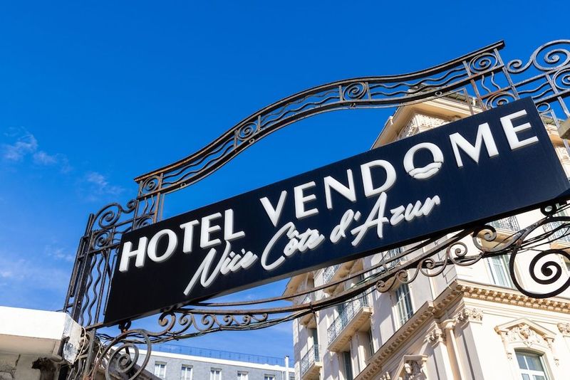Hotel Vendome - Image 6