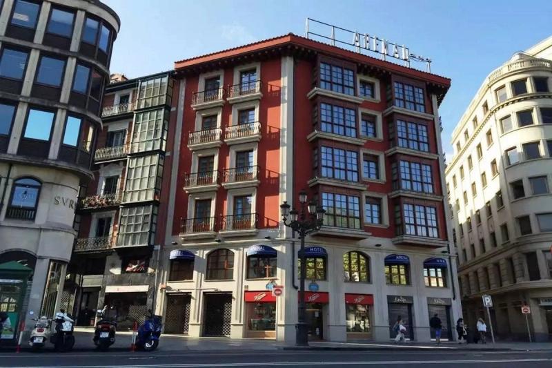 Sercotel Arenal Bilbao - Image 1