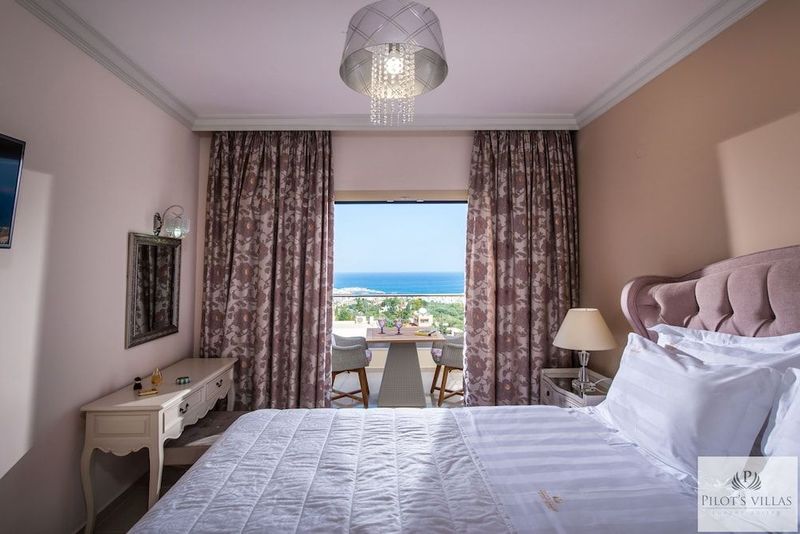 Pilot's Villas Luxury Suites - Image 6