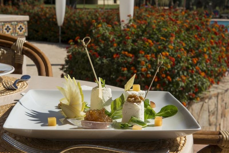 Lantana Hotel & Resort - Image 10