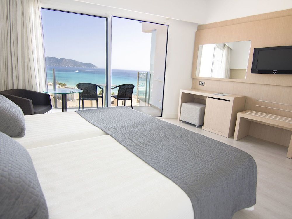 CM Playa del Moro - Image 2