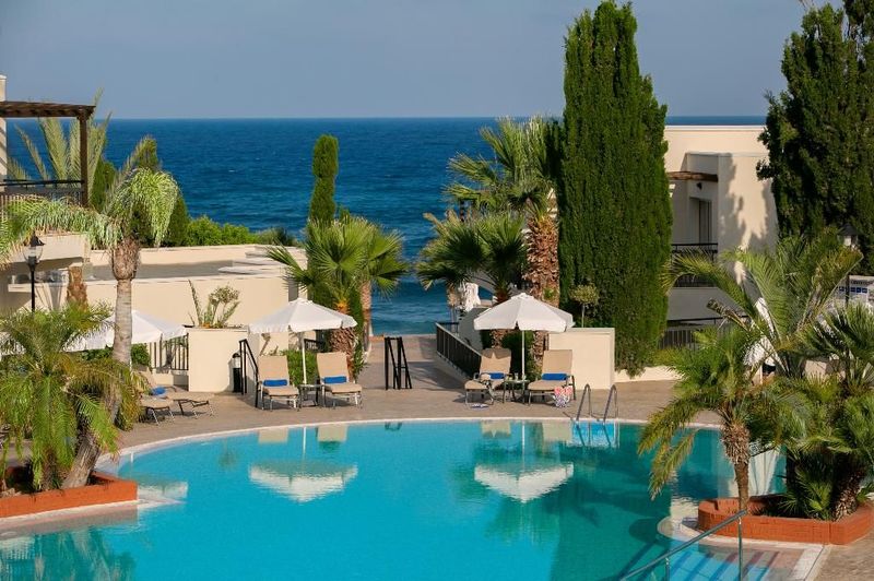 Louis Paphos Breeze - Image 8