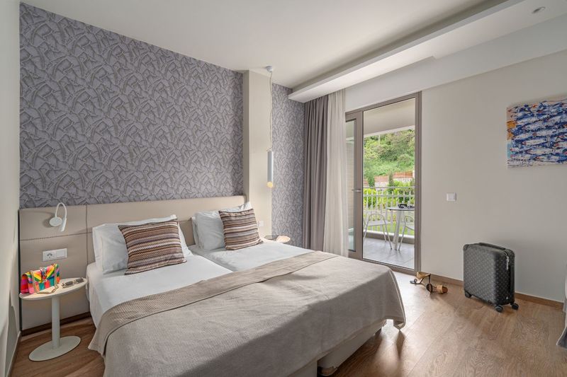 Ammon Zeus Luxury Beach Hotel - Image 8