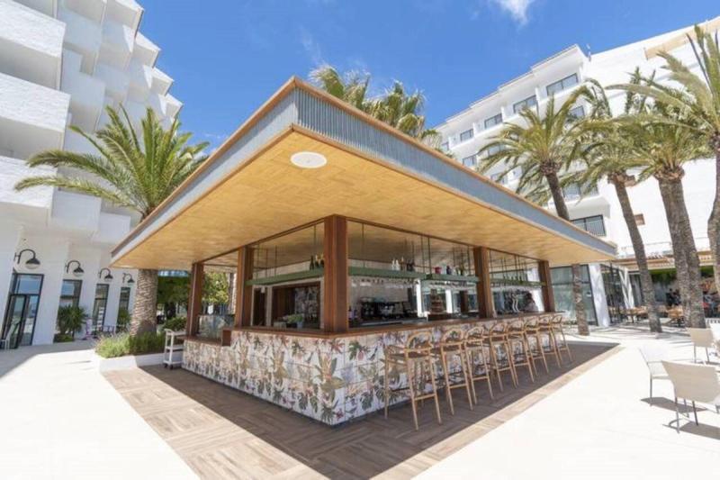 Cap Negret Hotel - Image 10