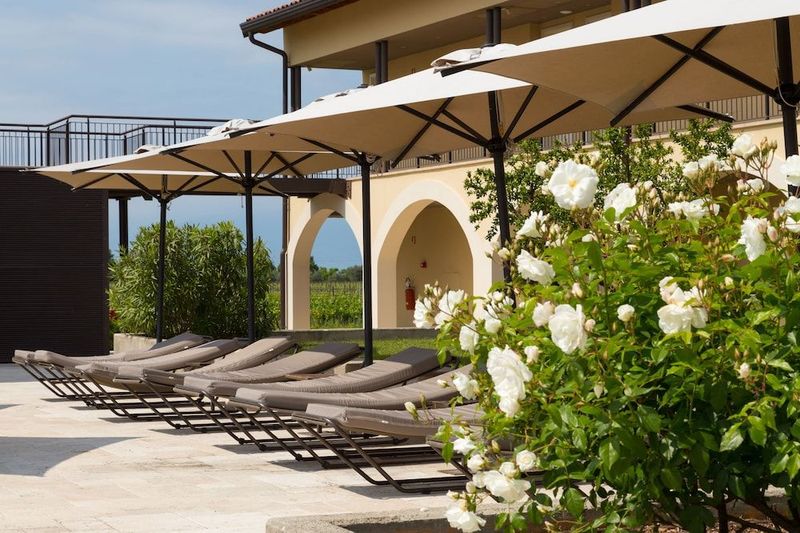 Leonardo Hotel Lago di Garda - Wellness and Spa - Image 8