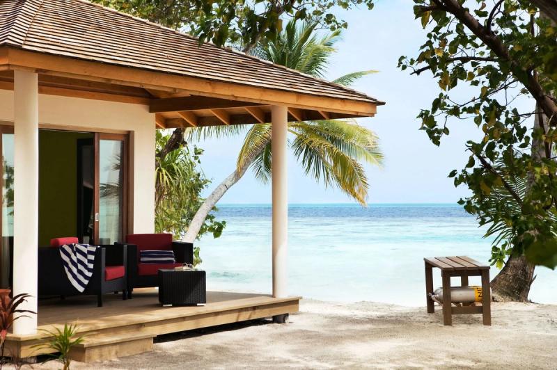 Vilamendhoo Island Resort & Spa - Image 9
