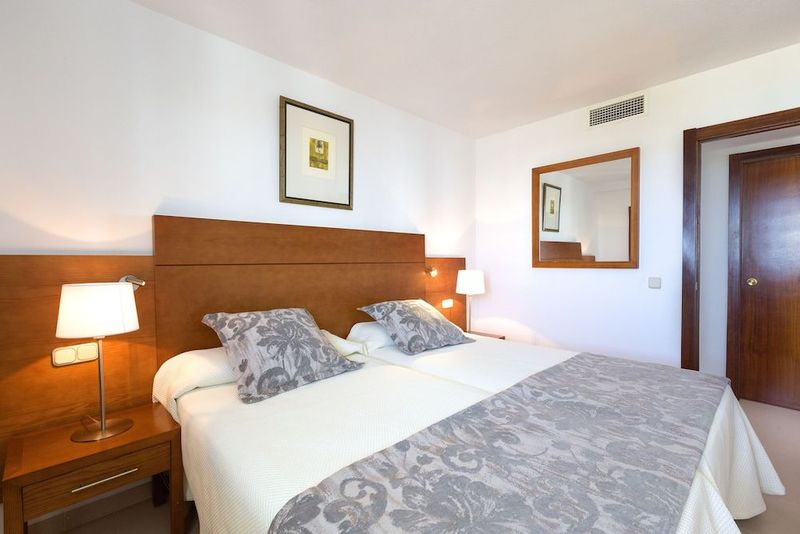 Hipotels Mercedes Aparthotel - Image 6